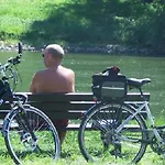 Szálloda Moselstern Zum Guten Onkel Bruttig-Fankel