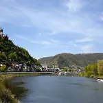 Moselstern Zum Guten Onkel 2*