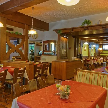 Moselstern Zum Guten Onkel Hotel 2*